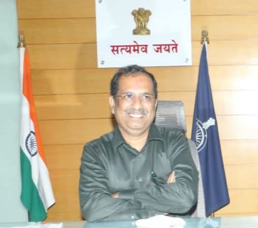 भूसंपादन घोटाळा: माजी जिल्हाधिकारी अविनाश पाठक अटकेत; SIT ची मोठी कारवाई 🚨