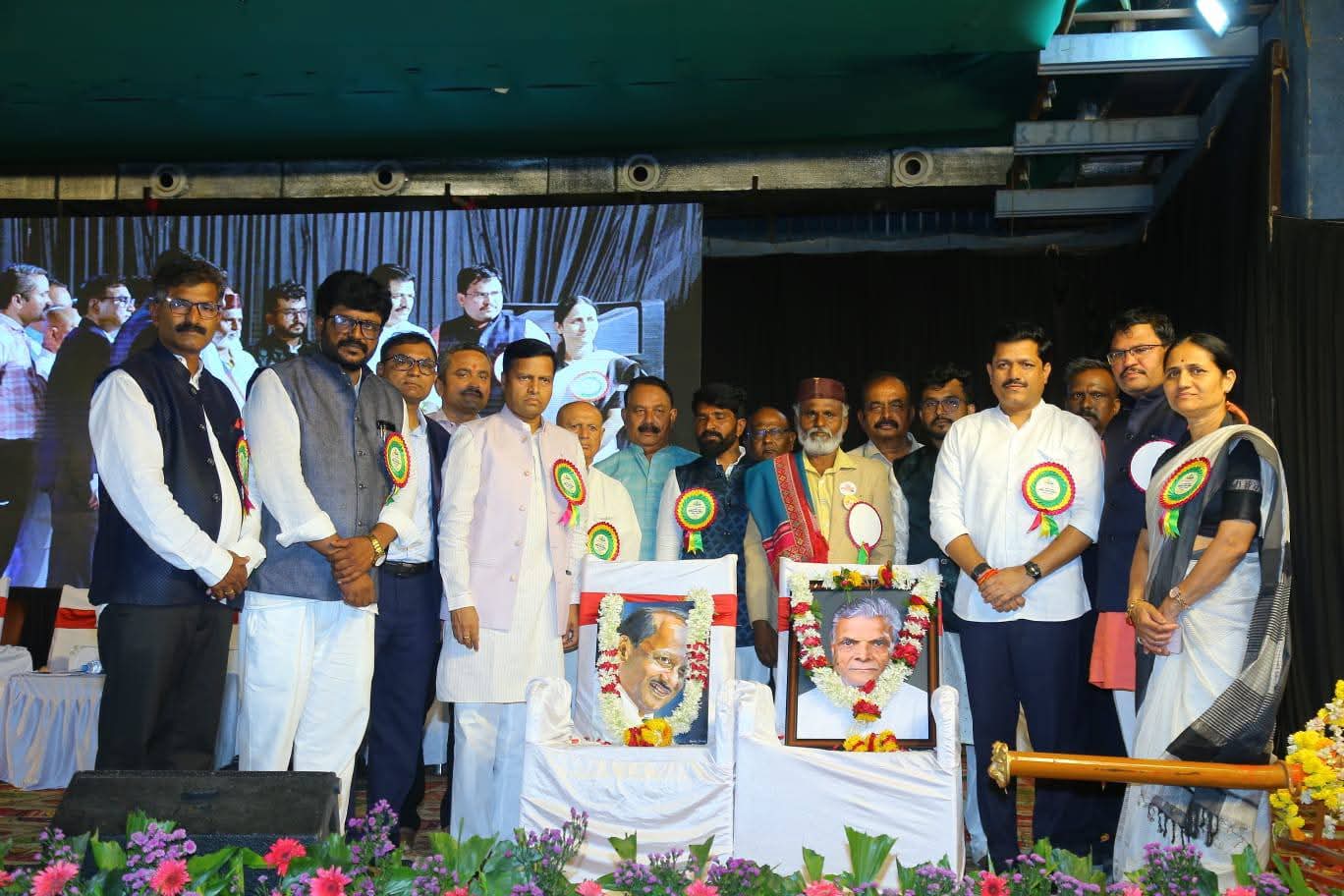 धाराशिवमध्ये नवोदित साहित्यिकांचा मेळावा; ३२ वे अखिल भारतीय मराठी साहित्य संमेलन थाटात सुरू