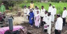 शेतरस्त्यांच्या समस्यांची नायब तहसीलदारांनी घेतली दखल; परंडा तालुक्यात पाहणी