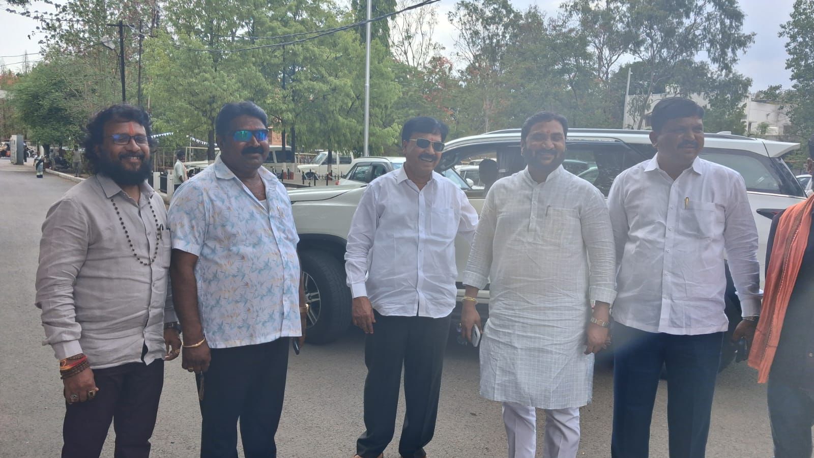 उद्धवसेनेत अंतर्गत मतभेद उफाळले?नगरसेवकांच्या भूमिकेमुळे राजकीय चर्चांना उधाण